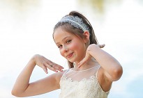 Linea Raffaelli - Communie en Lentefeest