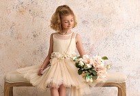 Miss Leod - Communie en Lentefeest