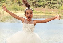 Linea Raffaelli - Communie en Lentefeest